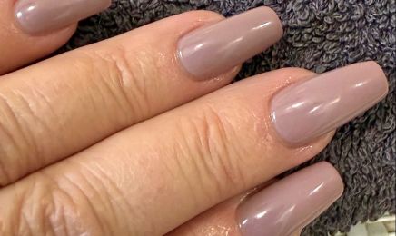 Petit Salon des ongles : Manucure à Lugon-et-l'Île-du-Carnay