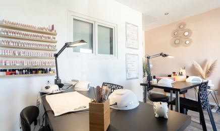 Julie esthétique : Institut de beauté à La Crau