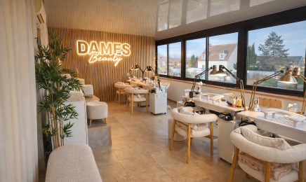 Dames Beauty - Mery sur oise  : Manucure à Méry-sur-Oise