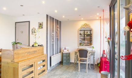A fleur de peau  : Institut de beauté à Réguiny