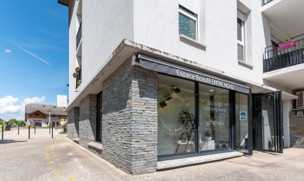 Espace beauté Entre-Nous - Coiffure : Coiffeur à Mery