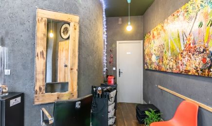 Salon de coiffure - Uno : Coiffeur à Paris