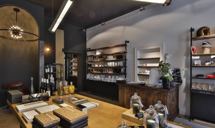 La Cour des Hommes / L'Atelier Barber : Barbier à Metz