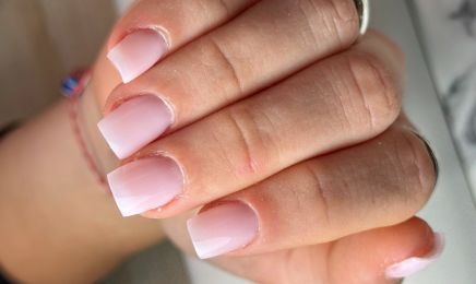 Billie Nails : Manucure à Mimet