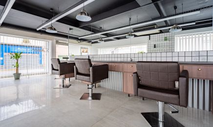 Beauty Shop & Barber shop  : Coiffeur à Marignane