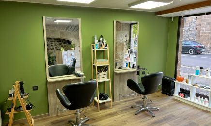 MAISON VALENTIN     : Coiffeur à Saignes