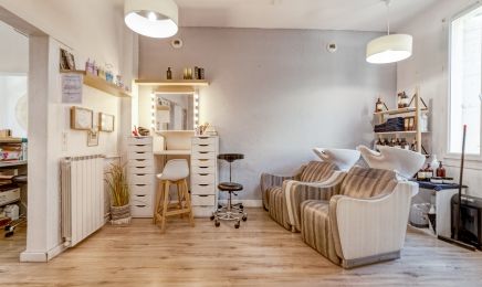En Aparté : Manucure à Sauveterre