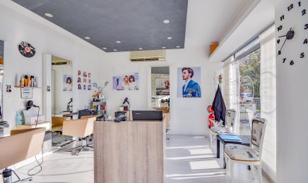 N'R Coiffure Unis dans l'élégance : Coiffeur à Toulouse