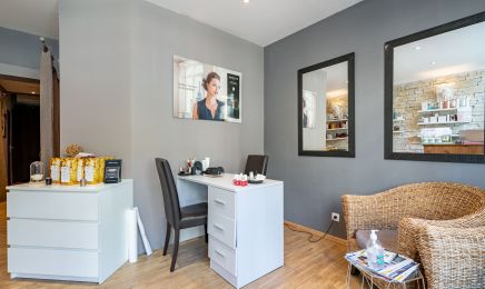 Institut Eglantine  : Manucure à Nancy