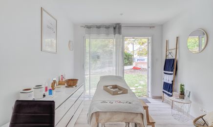 Jenny's Beauty : Coiffeur à Pessac