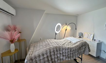 KD'Lashed : Institut de beauté à Seuil