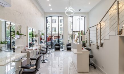 Aliona Salon de Beauté & Coiffure : Coiffeur à Lyon