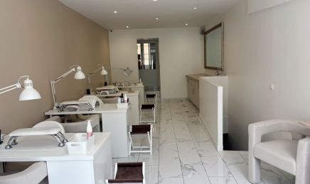 Naj Paris - Manucure russe : Institut de beauté à Paris