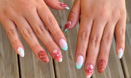 Sonia Ongles & cils : Manucure à Bayonne