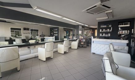 Le Salon Marylou : Manucure à Ans