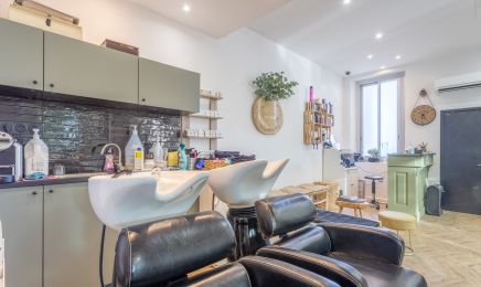 Le 146 Ex. Planet'Hair : Coiffeur à Toulon
