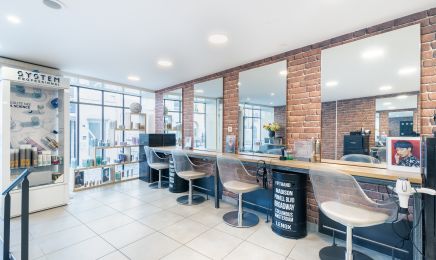 Entr’act : Coiffeur à Les Sables-d'Olonne