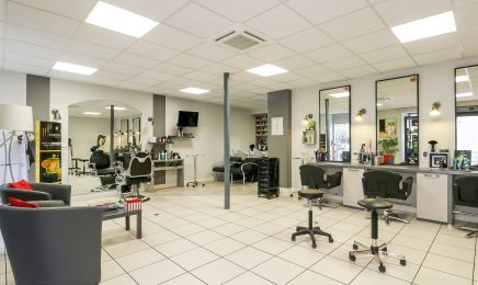 R Coiffure : Coiffeur à Labastide-d'Anjou