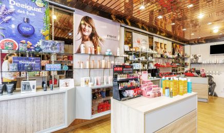 Espace beauté : Manucure à Lillebonne