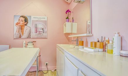 L’essenti-elle : Manucure à Castres-Gironde