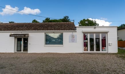 Spa Athéna  : Institut de beauté à Cars