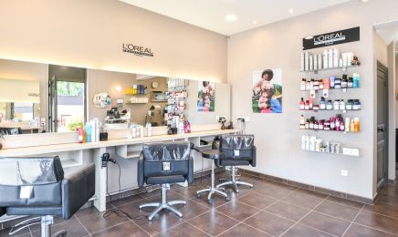 Il ou Elle : Coiffeur à Préseau