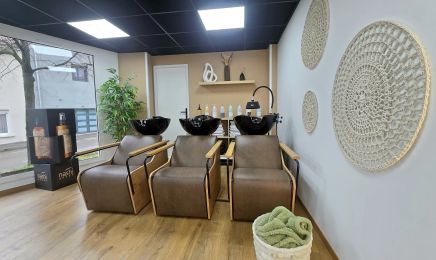  le salon by Lucy : Coiffeur à La Verpillière