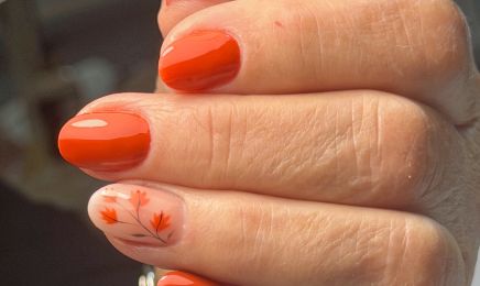 La rose des ongles - Chez Madame Lambert Coiffure : Manucure à Paris