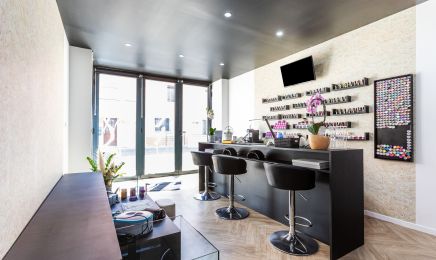 Bar à Ongles & Institut de Beauté - Simoes : Manucure à Saint-Laurent-de-la-Salanque
