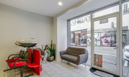 Atelier De Coiffure - Annie Darroussat  : Coiffeur à Orthez