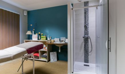 Centre d'Esthétique Inaia : Institut de beauté à Bardos