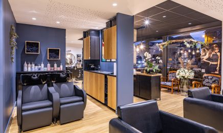 Aurore Styliste Visagiste & Barbier : Coiffeur à Lanvallay