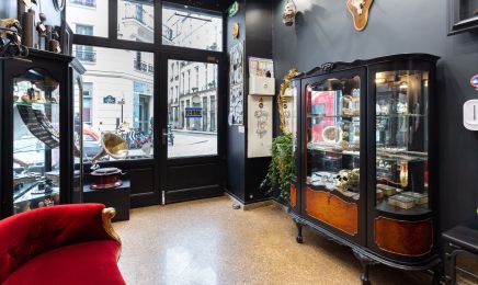 Clown Tattoo Shop : Institut de beauté à Paris