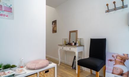 Fanny esthétique : Manucure à Urrugne