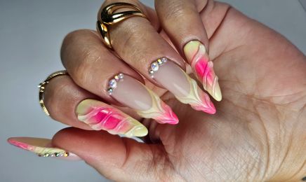 La fantasy des ongles  : Coiffeur à Marck