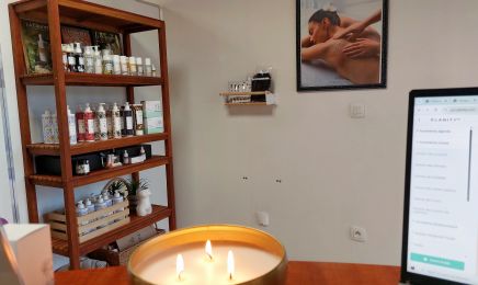 Instant de douceur : Manucure à Loubès-Bernac