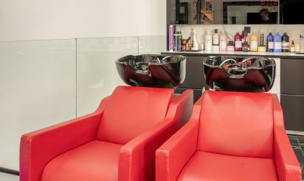 Au salon de Nadia  : Coiffeur à Montreuil