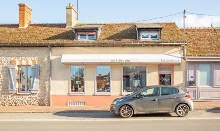 Art Et Bien Etre Coiffure Mixte : Coiffeur à Bellegarde