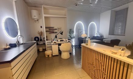 Maison K  : Coiffeur à Les Pennes-Mirabeau