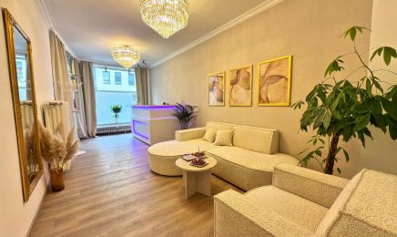  Shirin`s Beauty Salon: Kosmetikstudio in Bremen