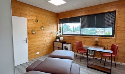 LYG massage énergétique  : Institut de beauté à Douvaine
