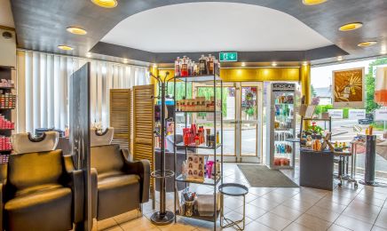 Bel'Art Christina Coiffure : Coiffeur à Dordives