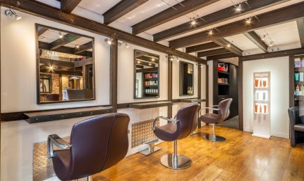 Léa Lee : Coiffeur à Paris