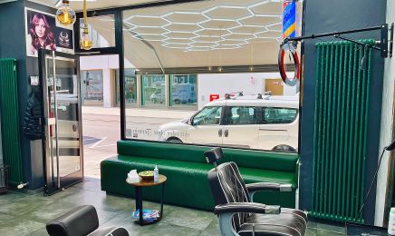 Royal Friseur Salon: Kosmetikstudio in München