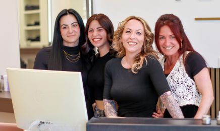 Ferrand Friseure: Friseur in Köln