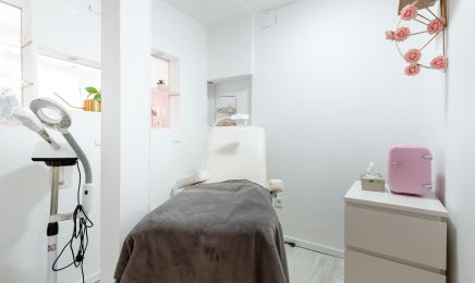 K.A BEAUTY : Coiffeur à Grand-charmont