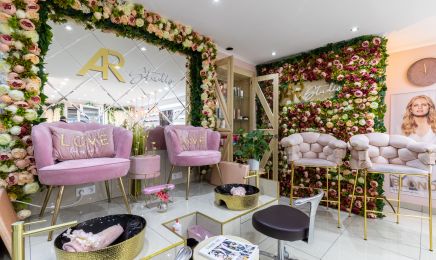 AR Studio  : Institut de beauté à Paris