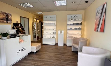Auszeit Der Kosmetiksalon - Dorit Jürgas: Kosmetikstudio in Dresden