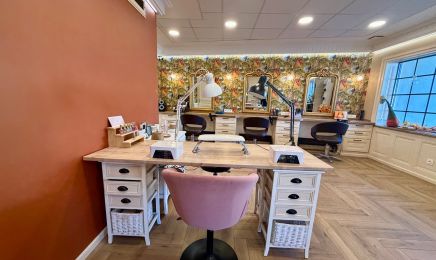 Le Salon Enchante : Coiffeur à Valentigney