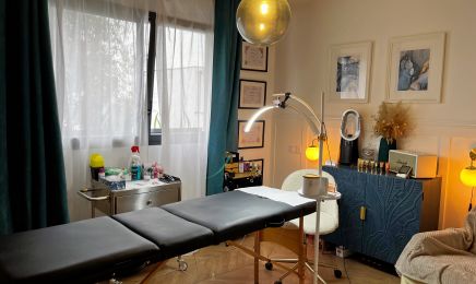Maison Élégance : Coiffeur à Crevin